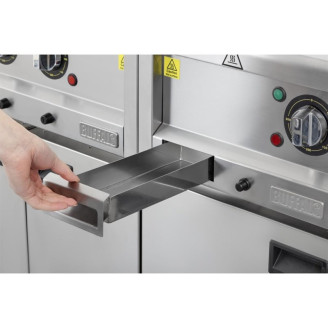 Buffalo 600-Serie Geribbeld Elektrische Bakplaat