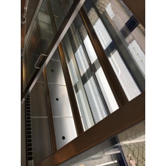 Showroommodel Roeder gekoelde vitrine, drop-in